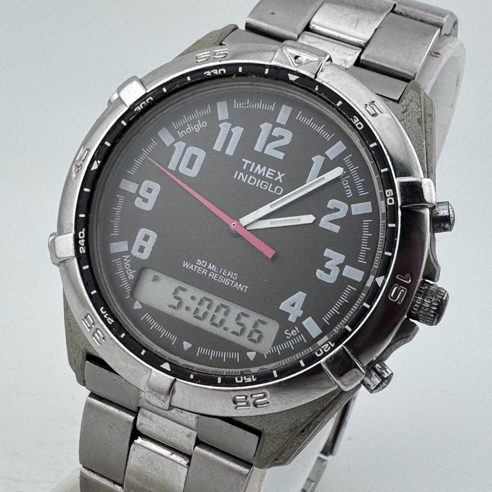 Timex Indiglo Quartz Watch Men Fixed Bezel Analog Digital Chrono New Batter 7.5″