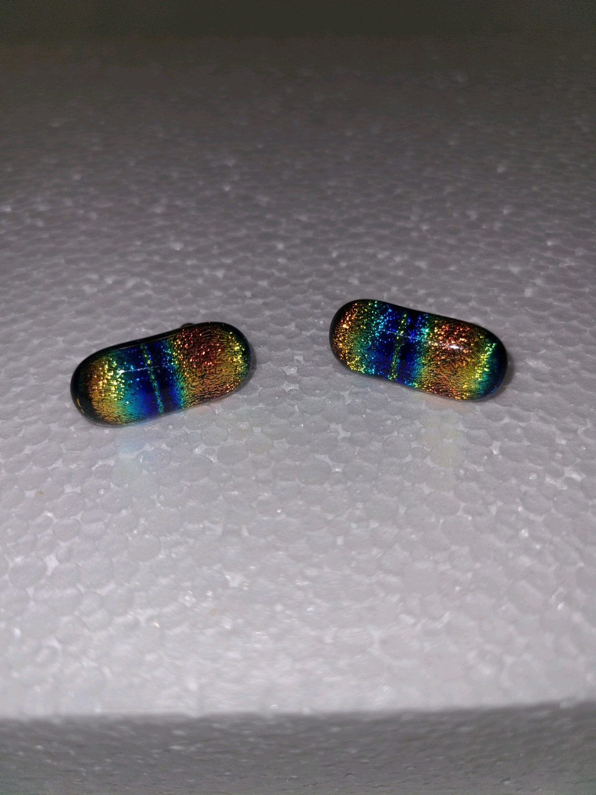 BEAUTY! 🌈 RAINBOW STRIPED DICHROIC ART GLASS PIERCED EARRINGS PRIDE