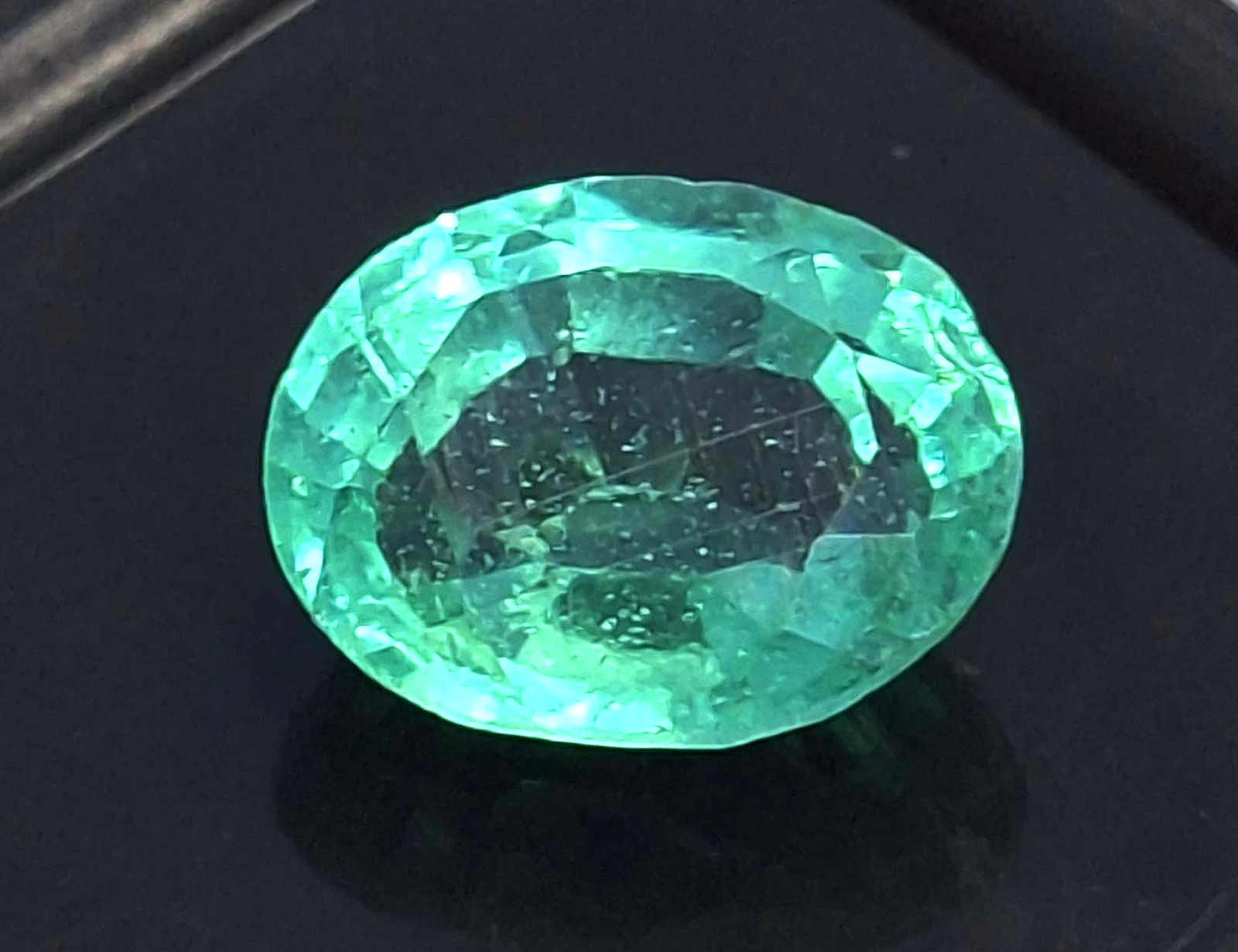 Oval Shape Green Zambian Emerald 4-6 Ct Certified Natural Loose Gemstone TQ775