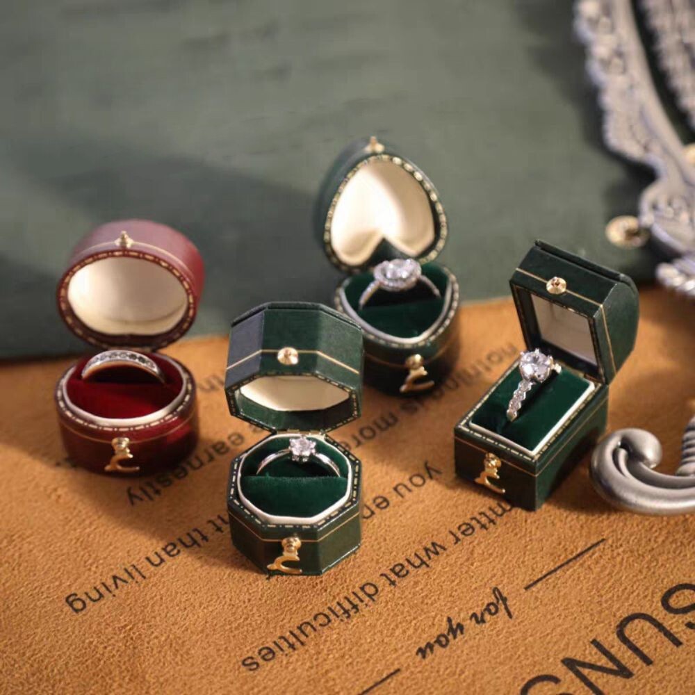 Luxury Vintage Leather Ring Boxes Engagement Wedding Ring Box Jewellery Case