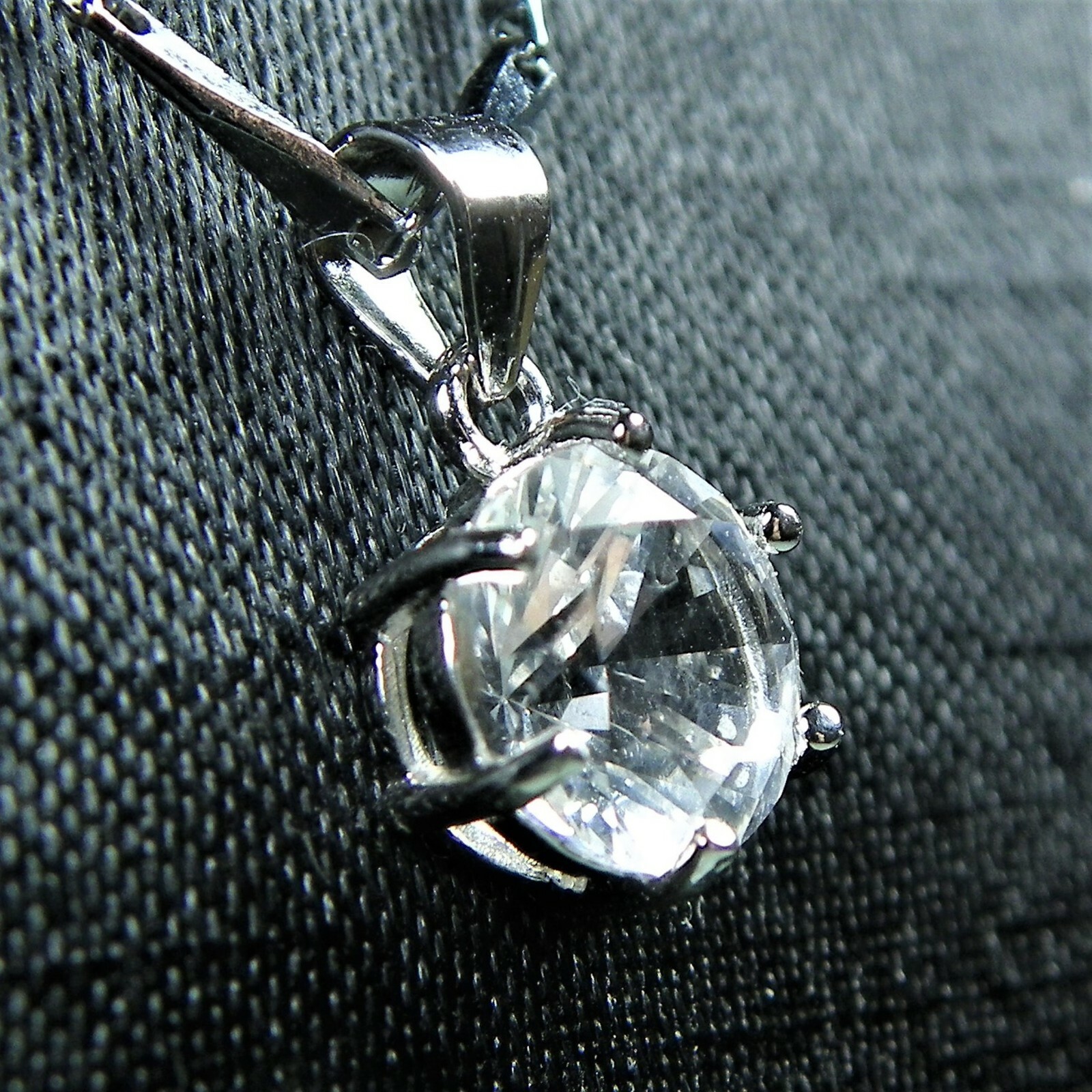 9 mm Phenacite pendant round 925 sliver Pendant Filled Rhodium brilliant cut