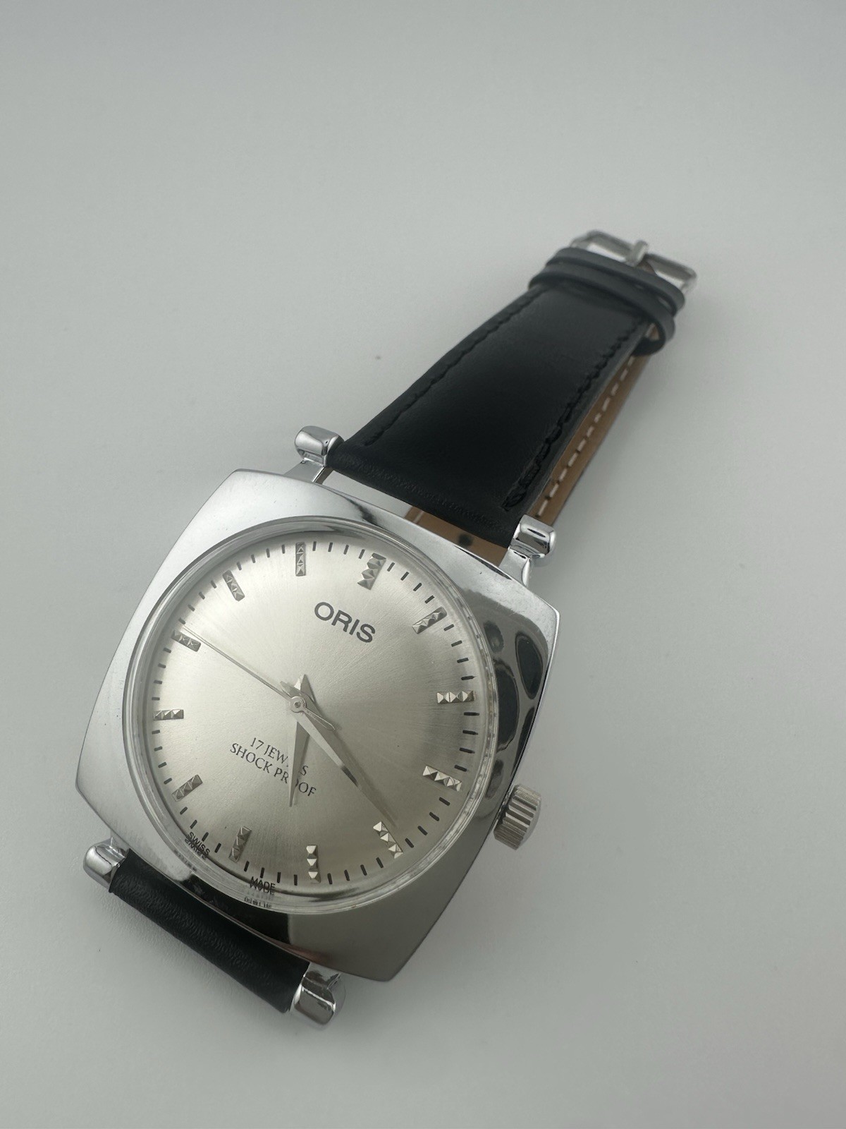 VINTAGE ORIS Swiss Hand-Wind Mechanical 17 J Men’s Wristwatch