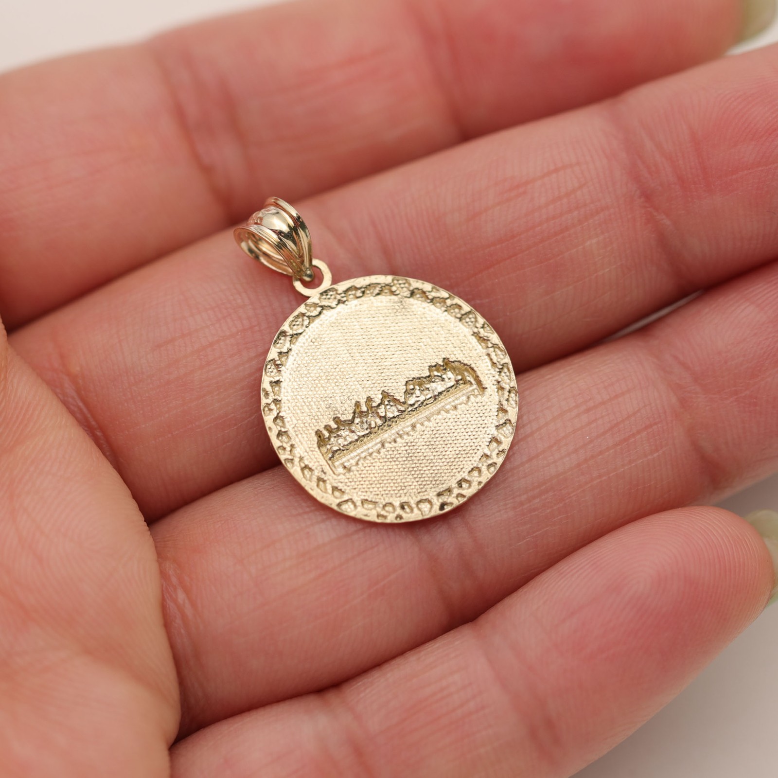 Solid 10K Gold 1 1/4″ Nugget Last Supper Pendant Yellow Gold