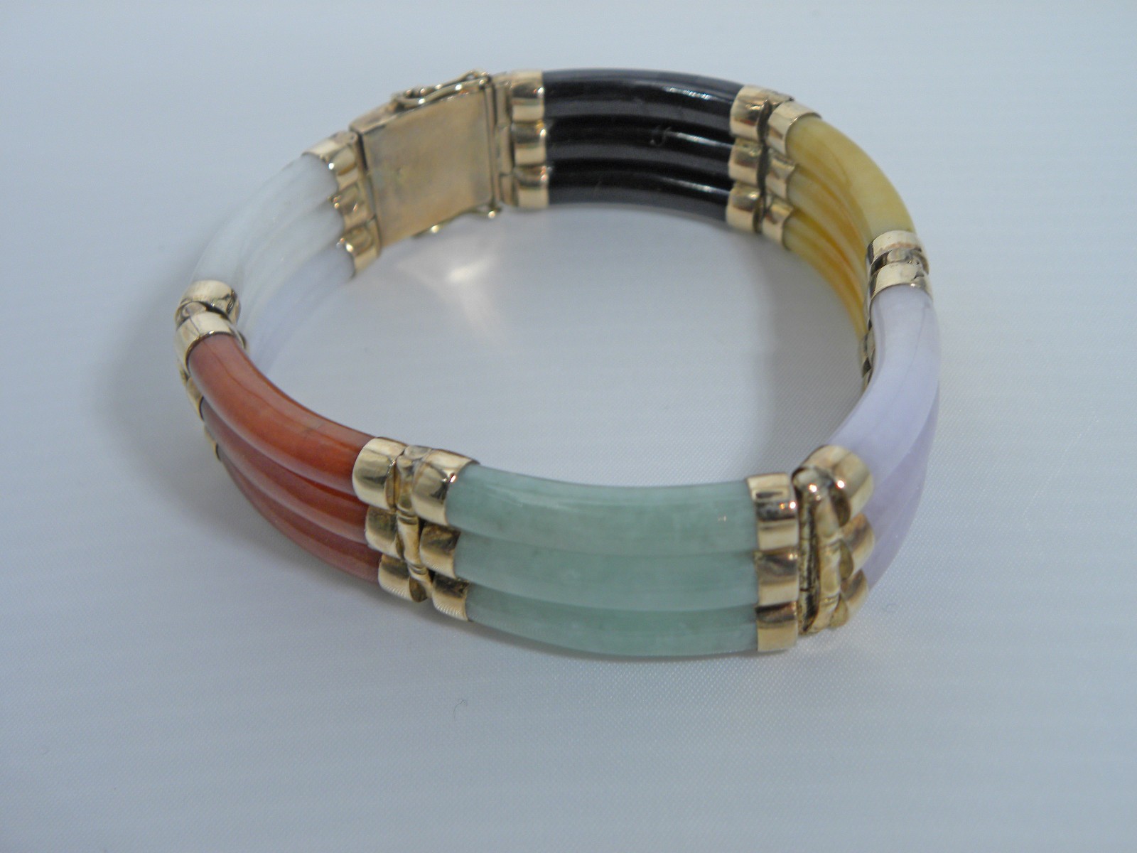 Vintage 14K Yellow Gold Triple Link Jade and Coral (hardstone) Bracelet