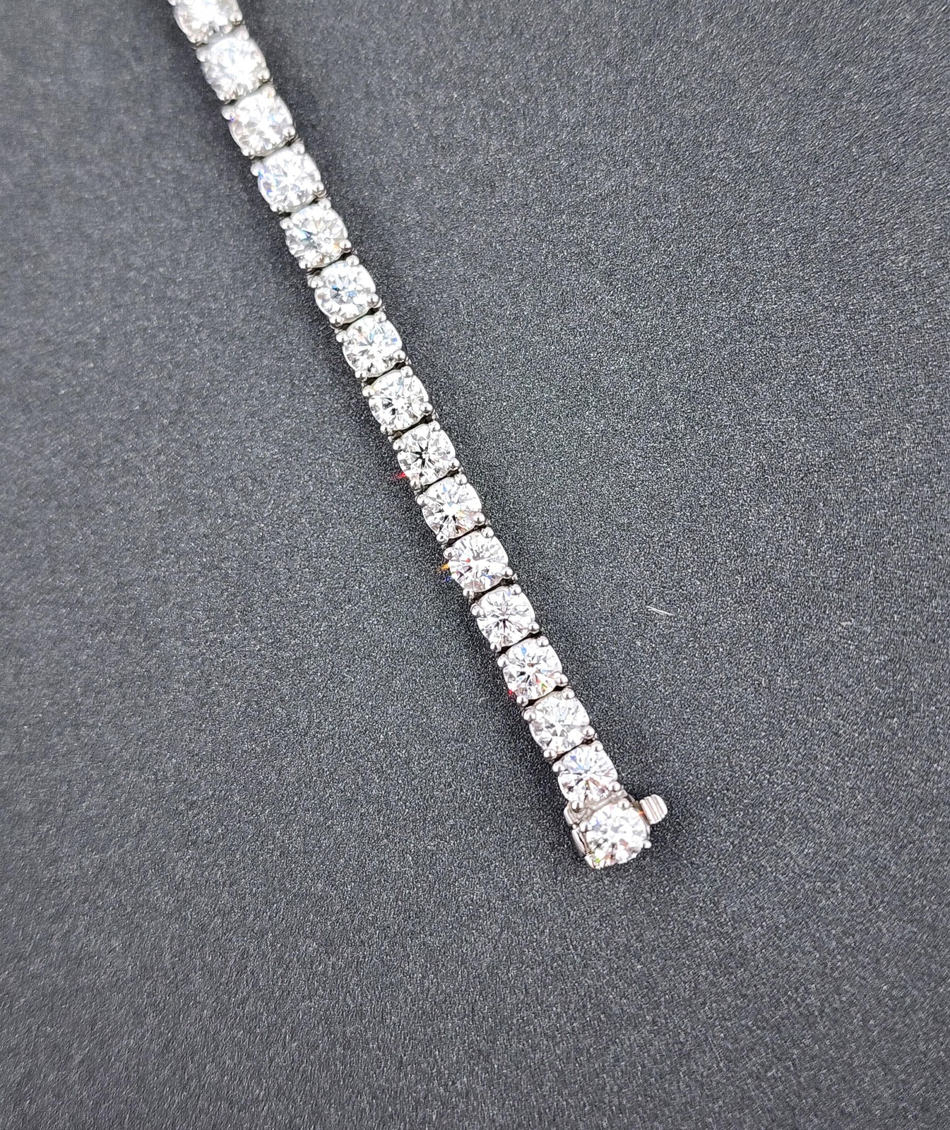 11.68 ct Diamond Tennis Bracelet