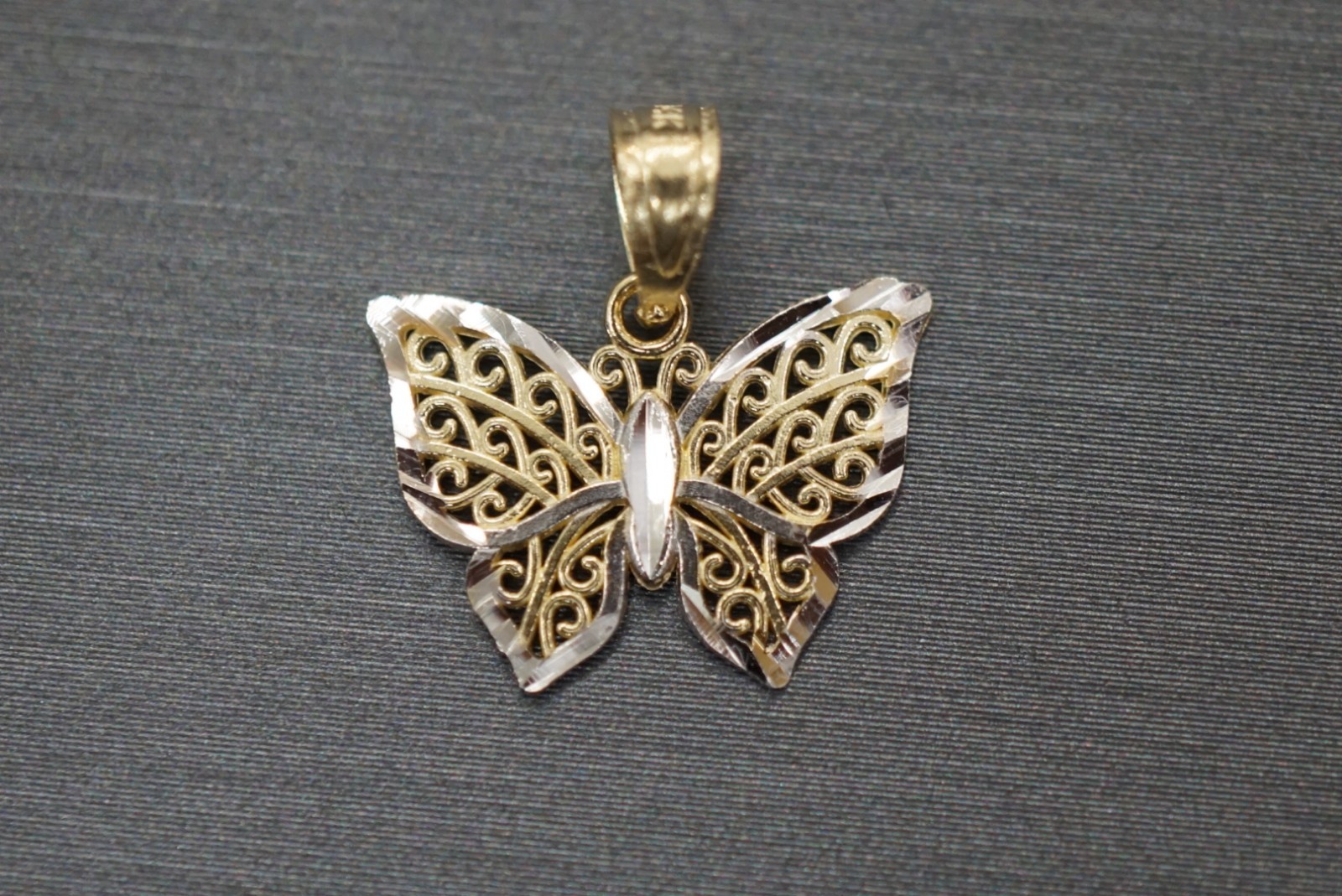 14K Solid Yellow Gold 0.5″ Two Tone Diamond-Cut Butterfly Pendant!! (#0405734)