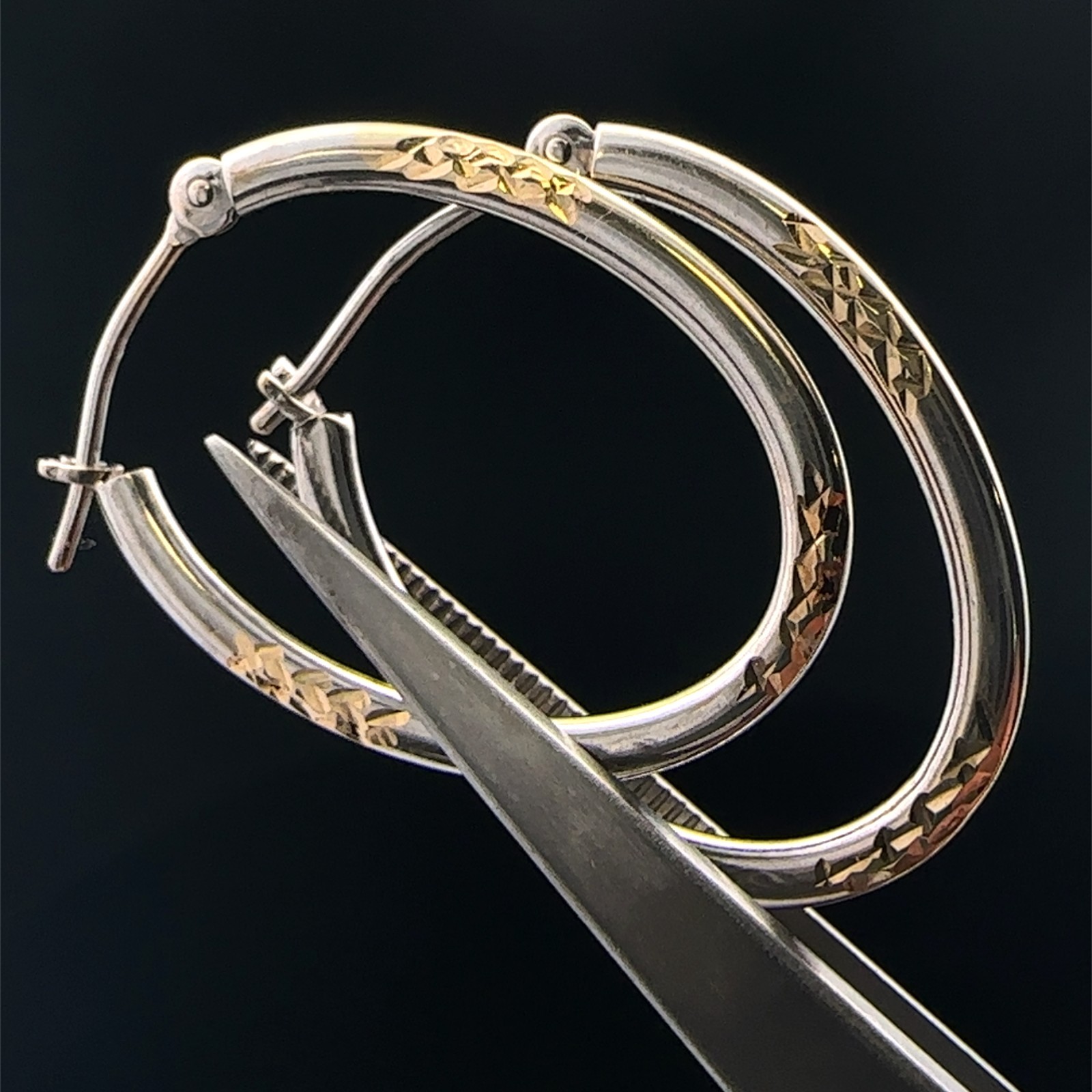 14KT Two-Tone Gold Hoop Earrings 0.7g
