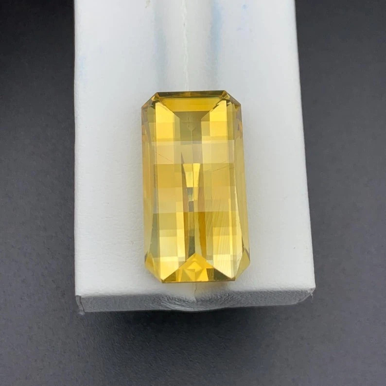 23.02 Ct Natural Flawless Yellow Sapphire Fancy Cut GIE Certified Loose Gemstone