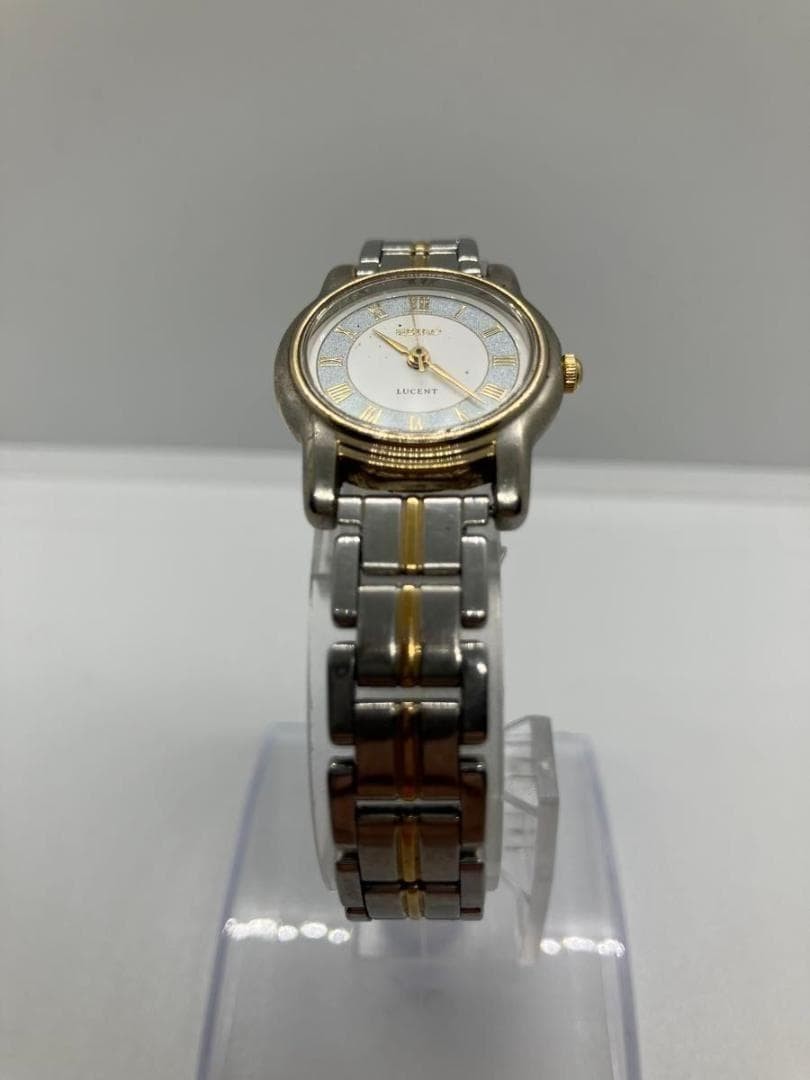 Excellent condition, fully functional SEIKO Lucent women’s quartz watch.
