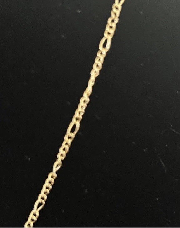 Gold Tone Bow Charm Pendant Necklace Cable Chain Lobster Clasp Adjustable