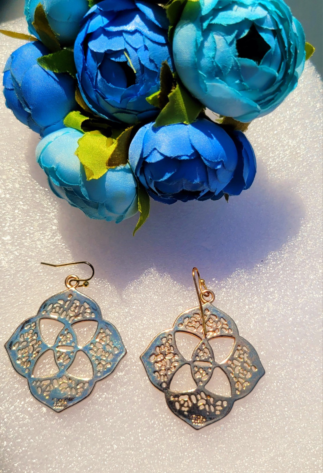 Vintage Kendra Scott Logo Dawn Drop Gold Earrings