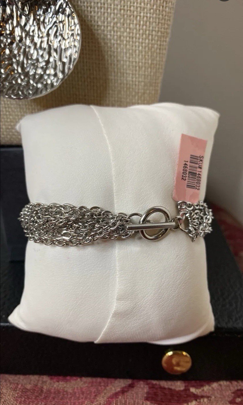 Silver tone stainless steel jewelry set