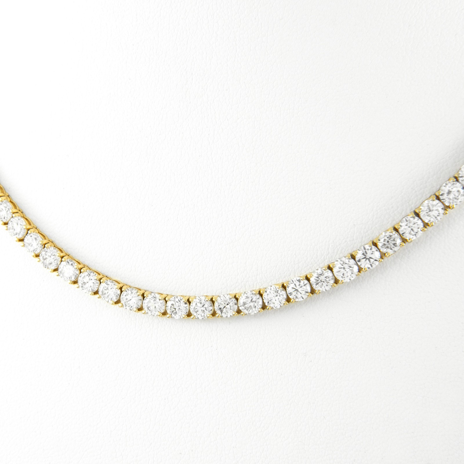Alexander Beverly Hills 24.55ct Diamond Tennis Necklace 18k Yellow Gold 16.5in
