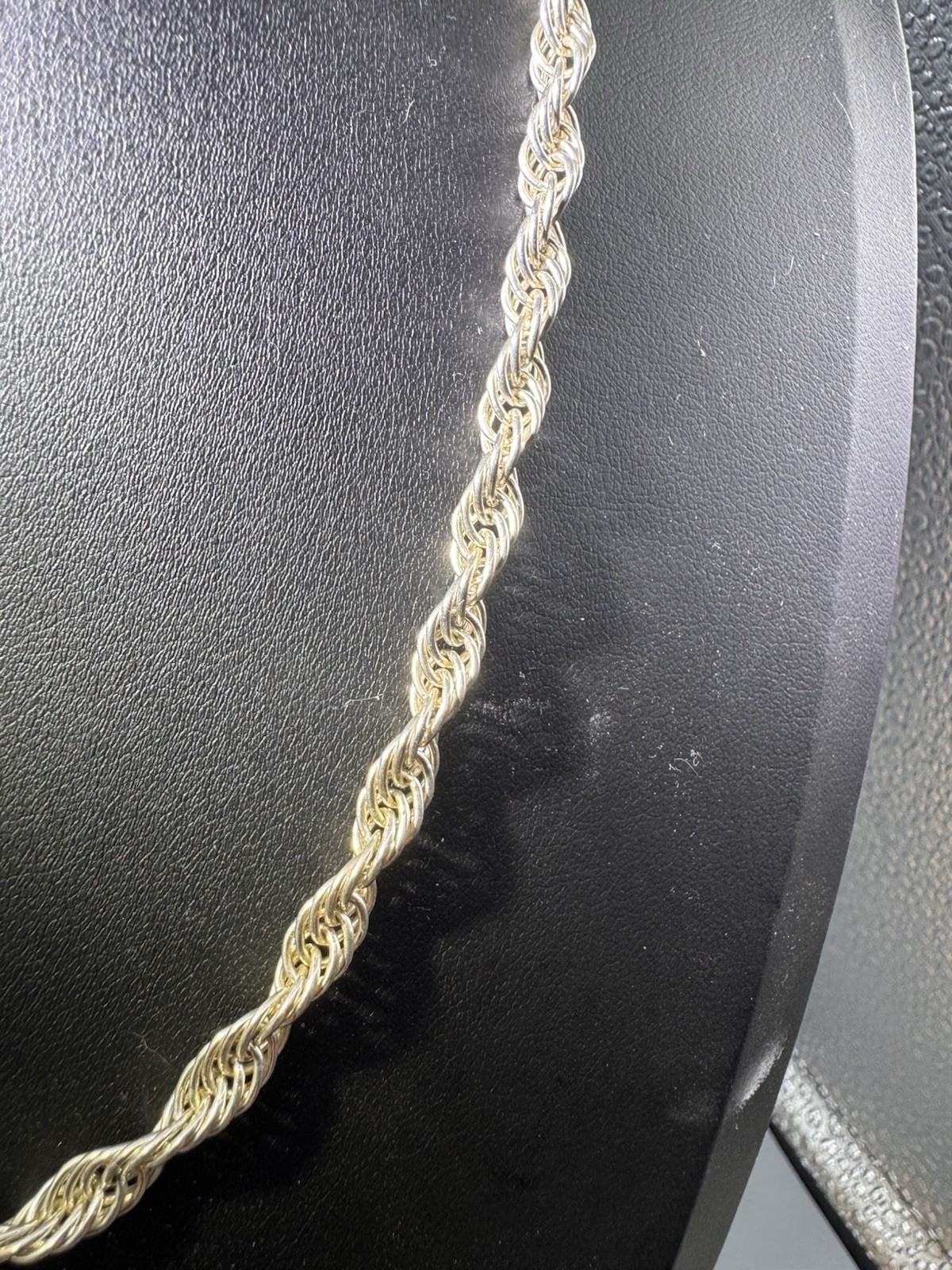 NO MARK Sterling Silver Rope Chain Necklace – Non-Magnetic Twisted Link Design B