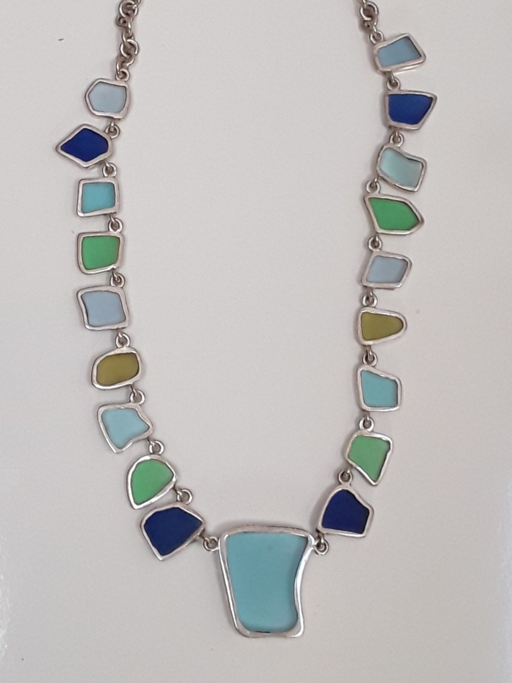 Beautiful Beach Glass Colored Silver Bezeled 18″ Adjustable Summer Necklace