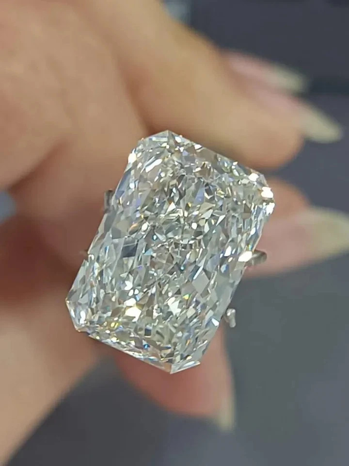 Loose Lab-Grown CVD Diamond 3.5 Ct Radiant Cut VVS1 – F Certified Diamond 6AGR