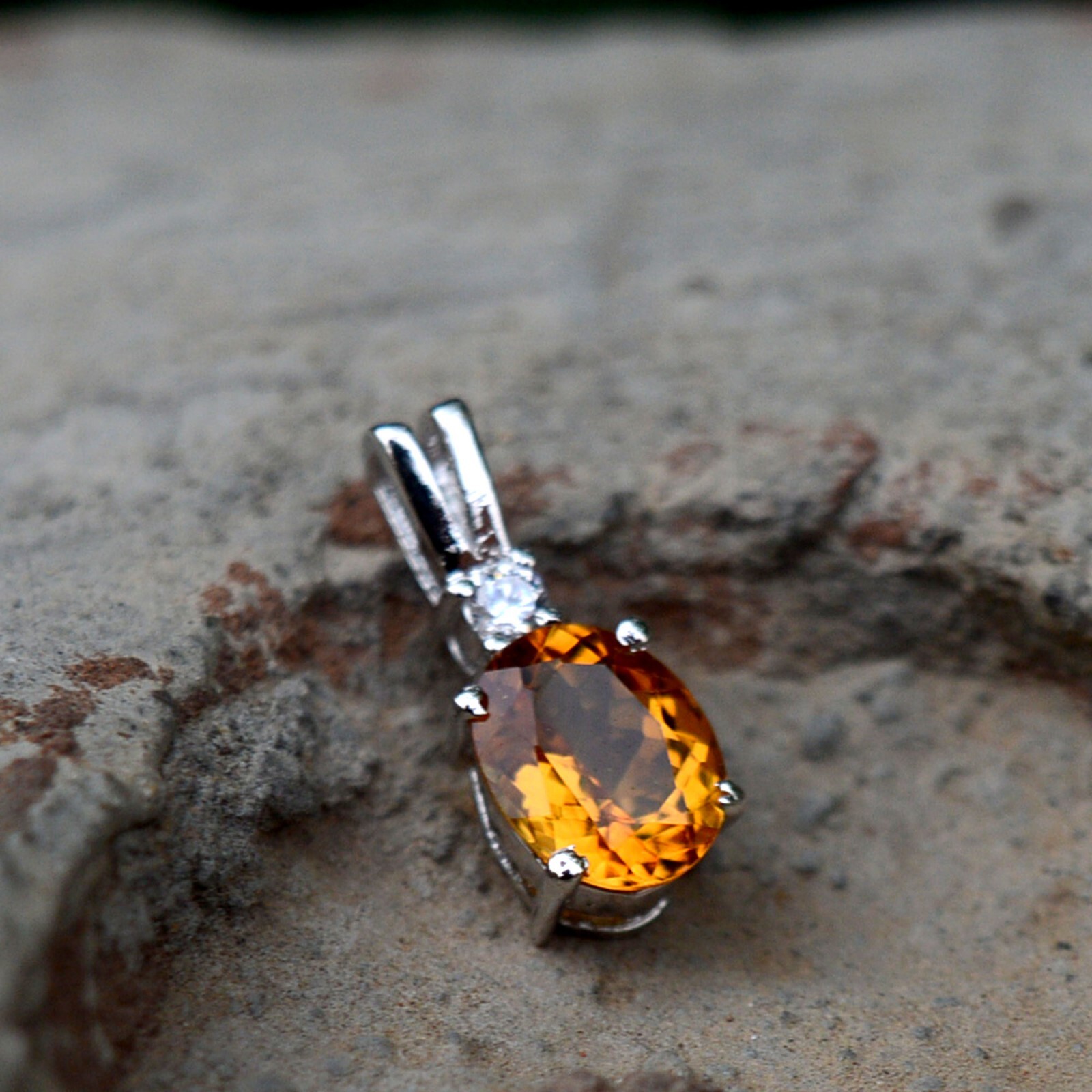 925 Sterling Silver With Natural Citrine Oval Gemstone Women Handmade Pendant