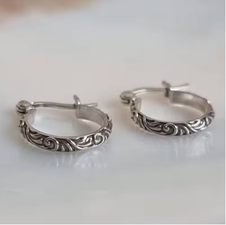 BRIGHTON BEACH Classic And Retro Scroll Pattern Embossed Hoop Earrings