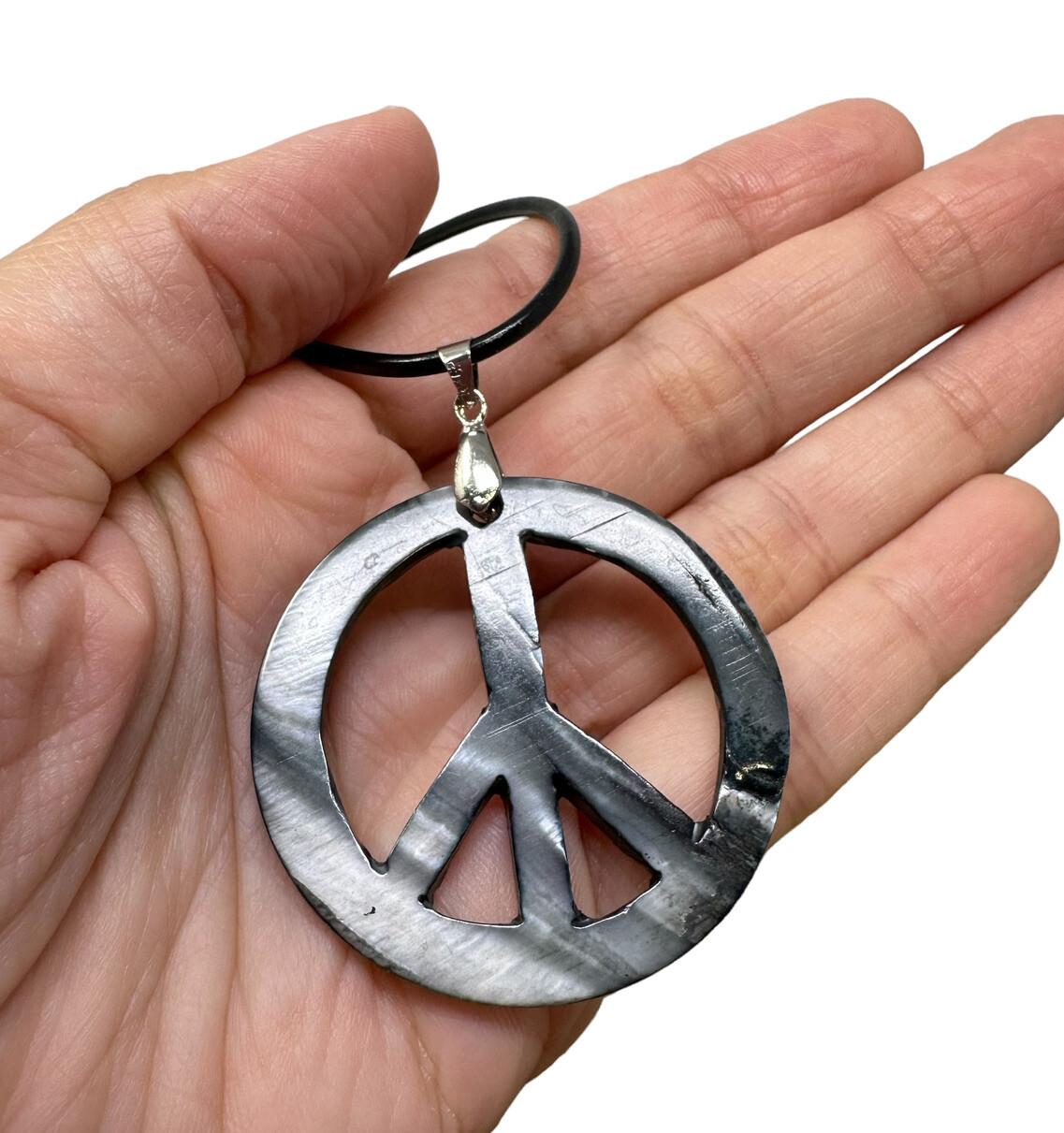 Peace Sign Necklace – Handmade Design with Mother of Pearl Pendant