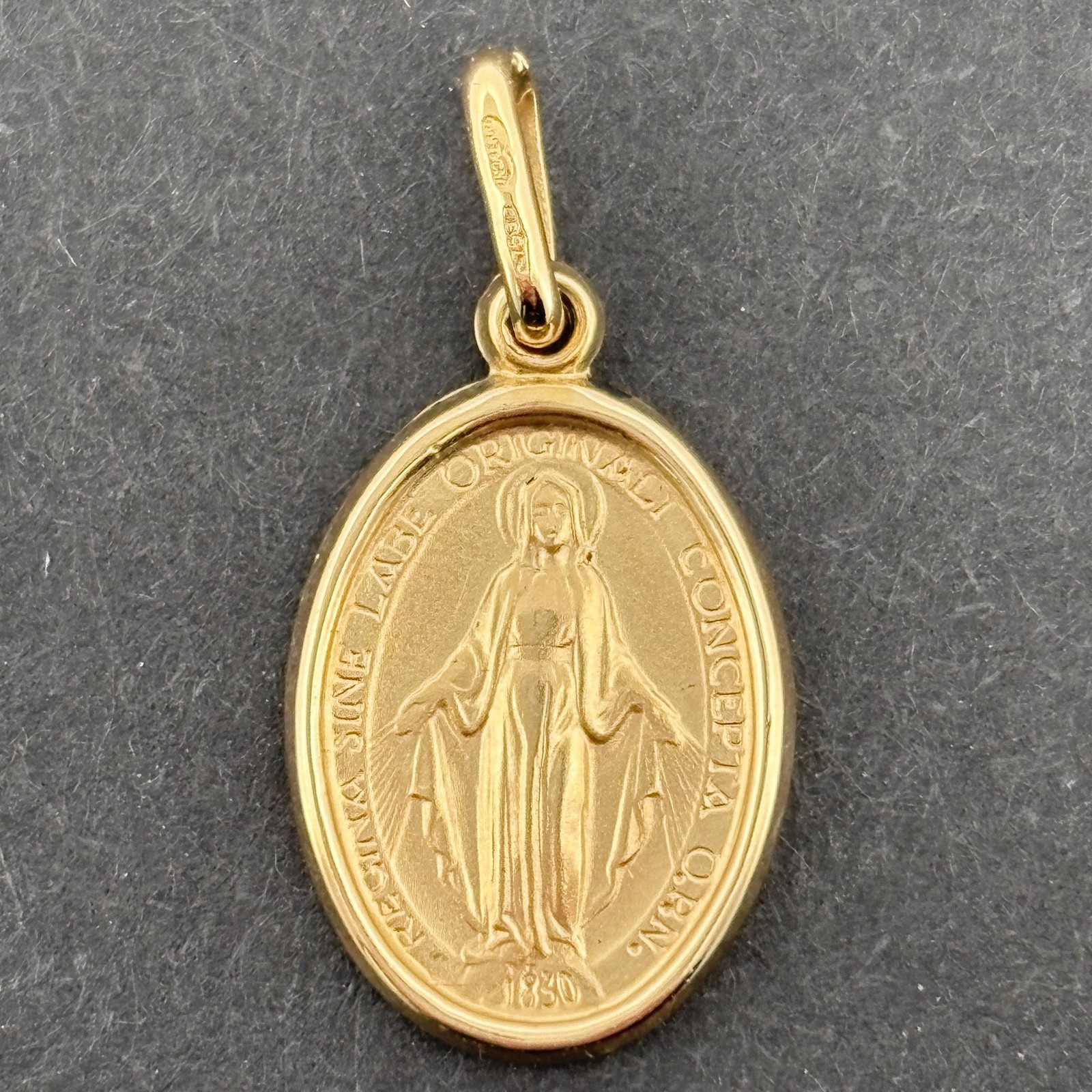 Miraculous Medal 15mm 18k Yellow Gold – Italy – UnoArre