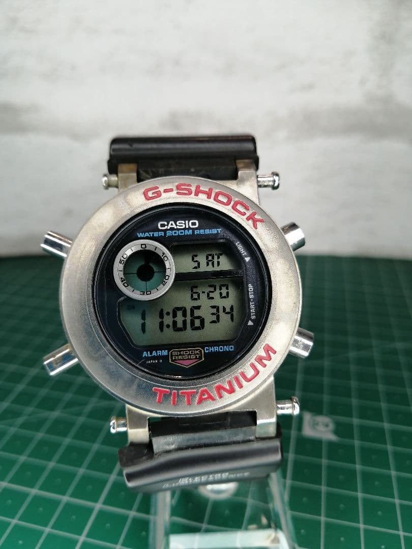 Casio G-Shock DW-8200, new battery, Frogman model, cleaned.