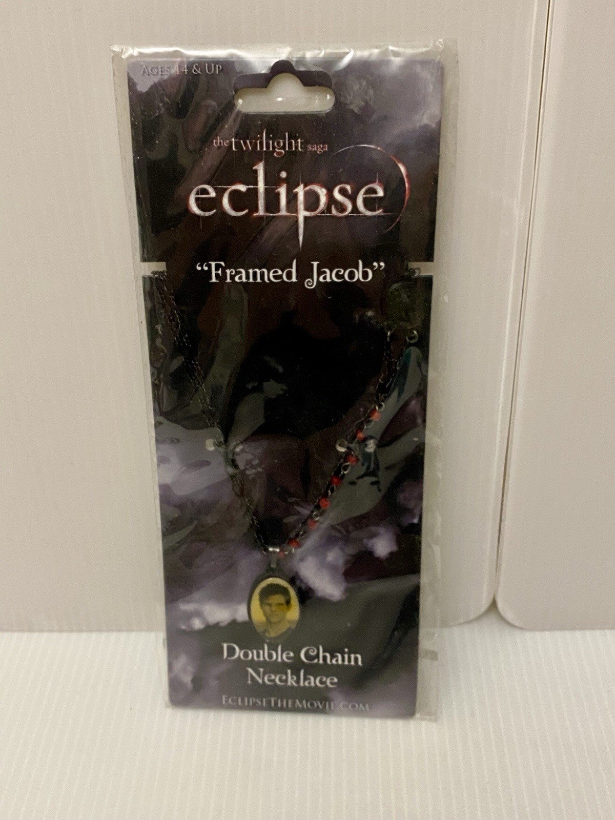 New The Twilight Saga Eclipse “Framed Jacob” Double Chain Necklace NECA