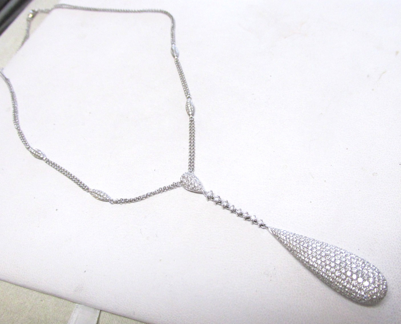 Stunning Near Perfect VS1-2 G Natural Diamond Necklace 16 in. 14k WG MAKE OFFER