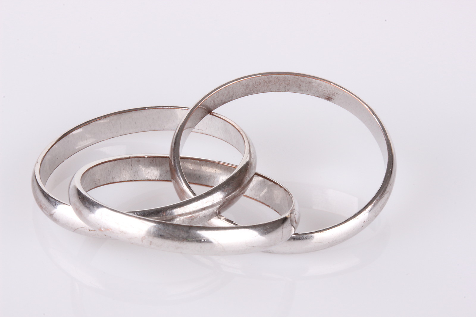 CLUSTER OF 3 RING BANDS SILVER ON COPPER SIZE 9 2342