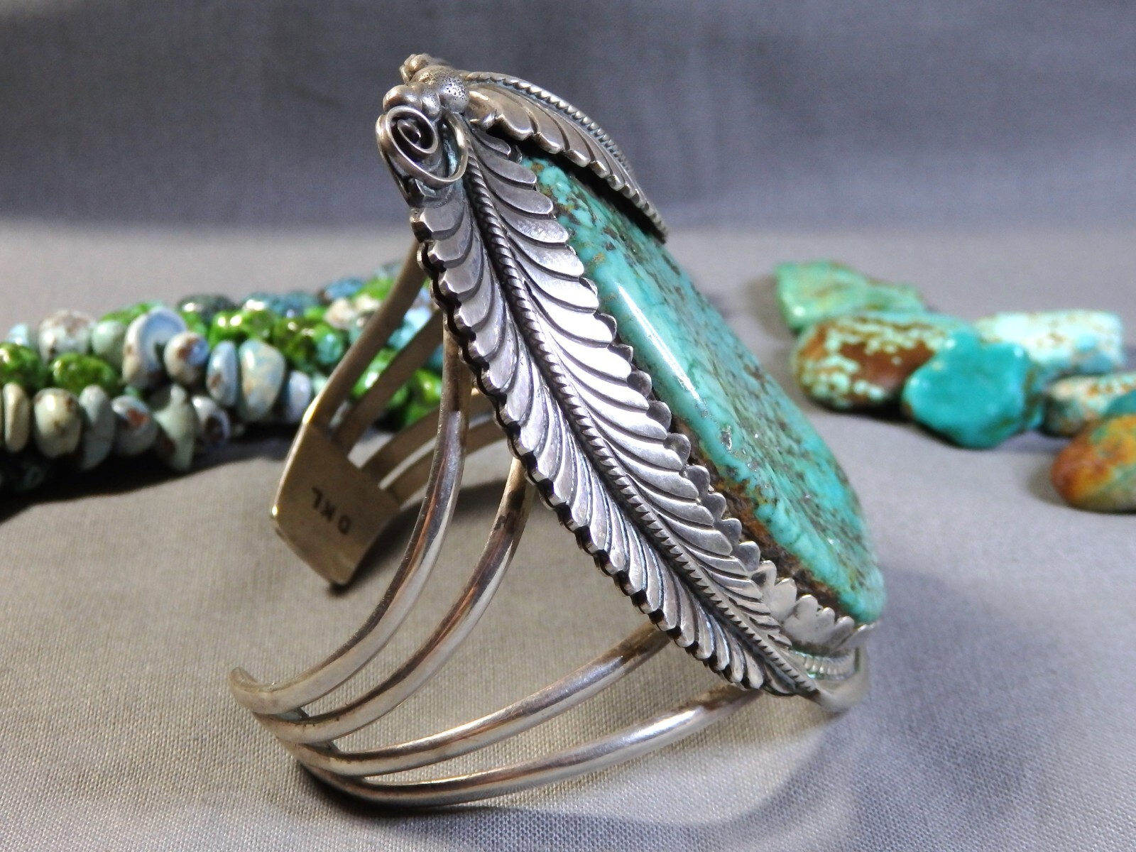 NAVAJO D. Lister KINGMAN TURQUOISE Sterling Silver SQUASH BLOSSOM 110g Bracelet