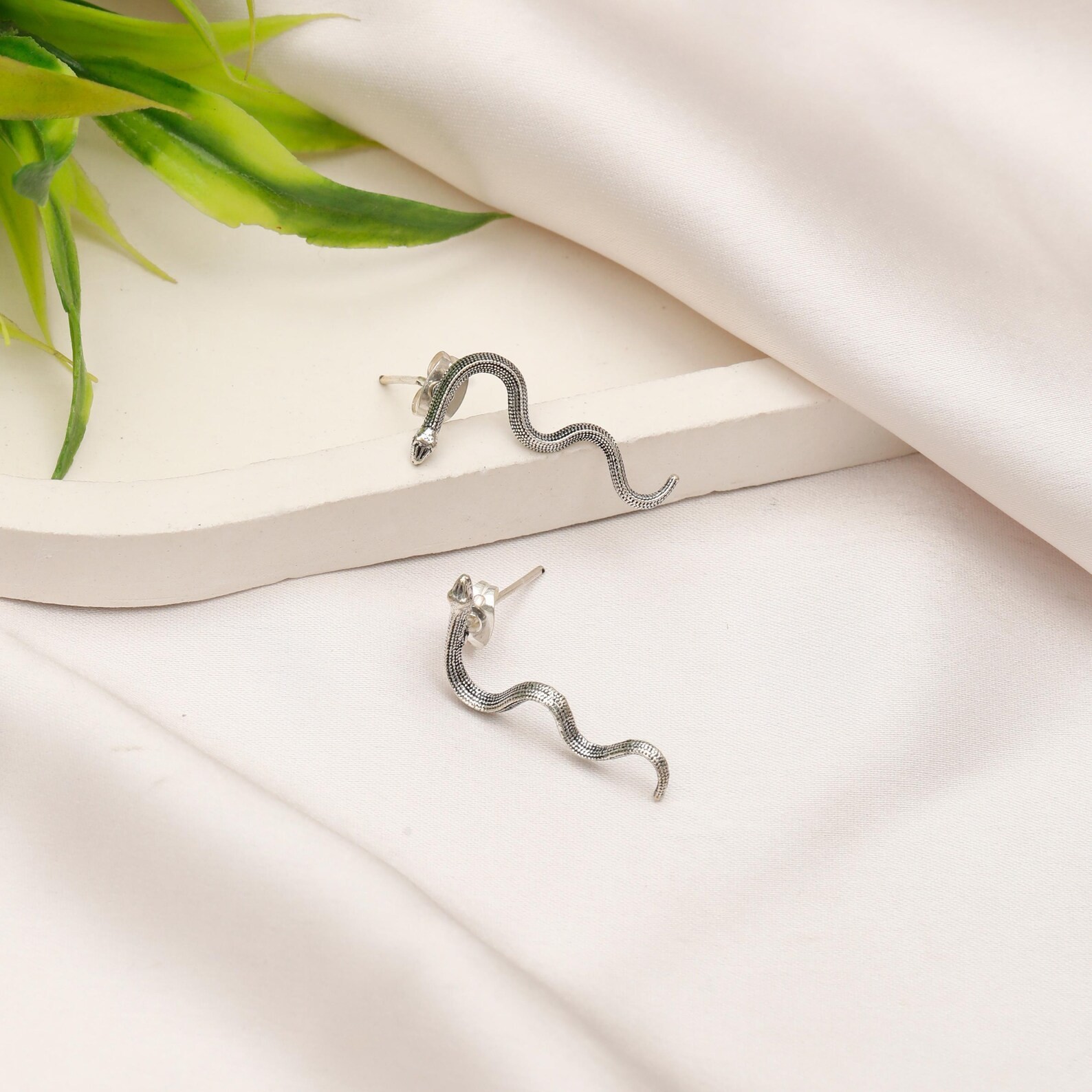Thin snake Long Brass Silvered Stud Earrings || Serpent Minimaliste Earrings ||