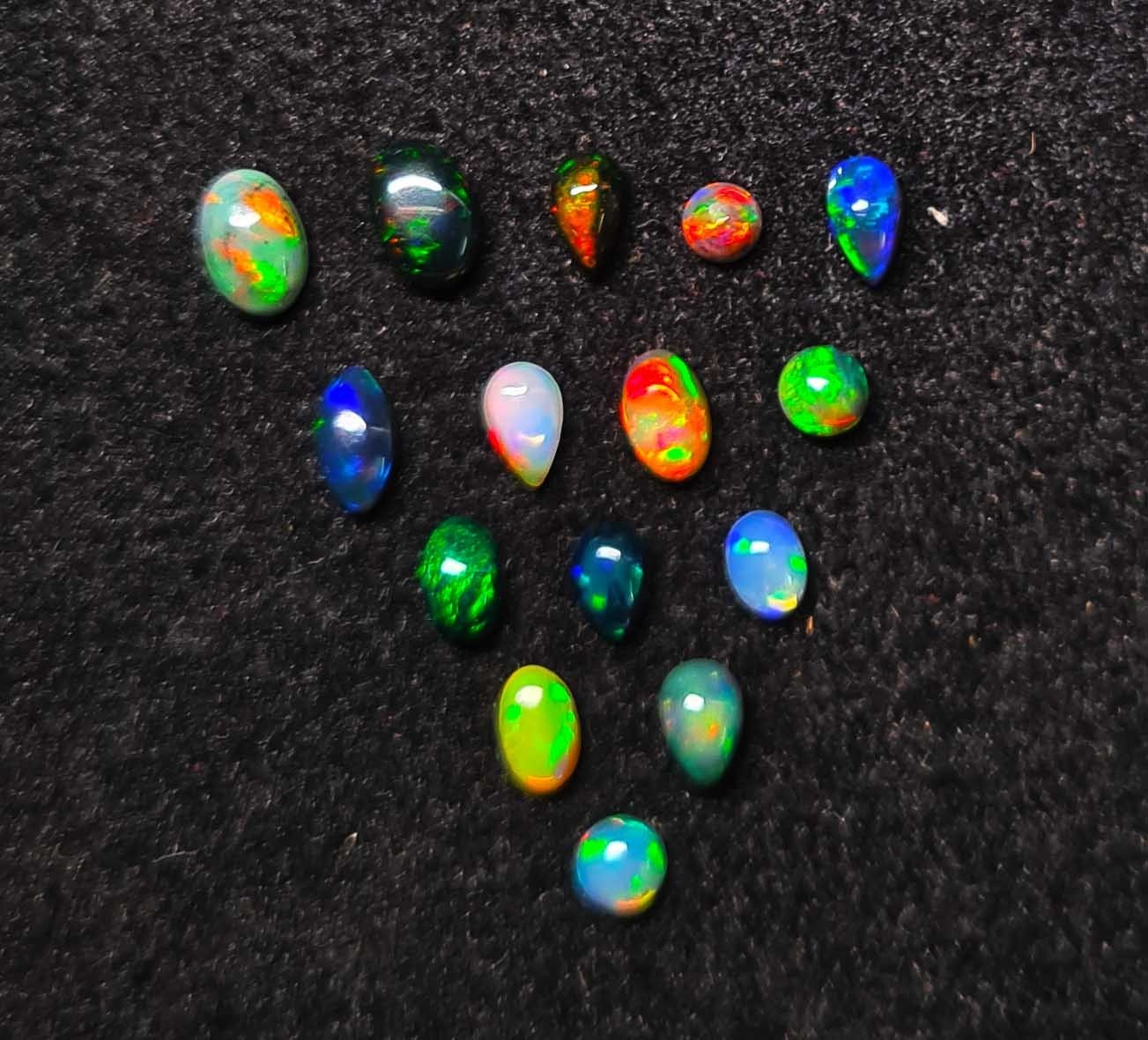 Ethiopian White, Black Opal Mix Shape Cabochon Gemstone 70-80 Pcs 3-4*6 MM 10 CT