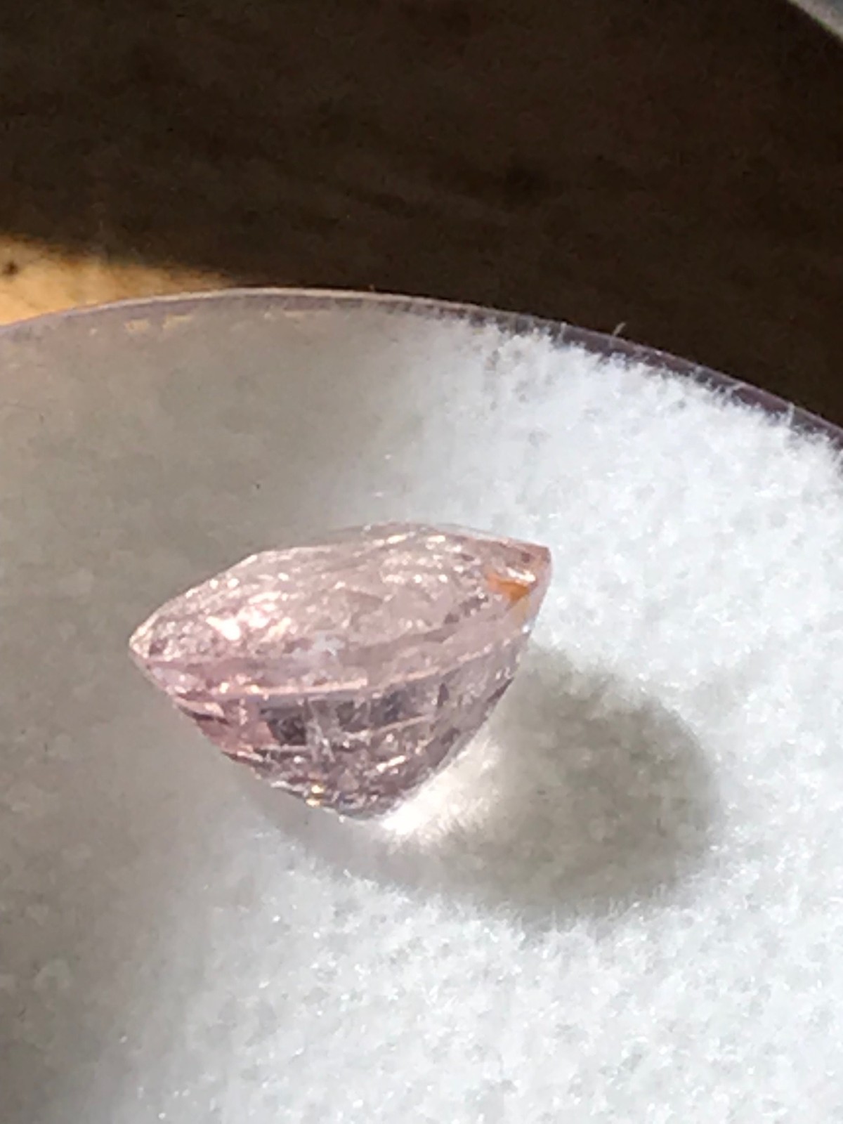 Paraiba tourmaline 7.6ct pink gemstone, rare specimen, mozambique origin