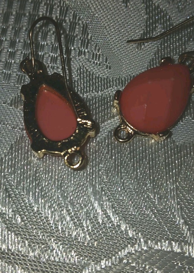 Orange Teardrop Dangle/Drop Earrings Hook Closure Lobe No Stone