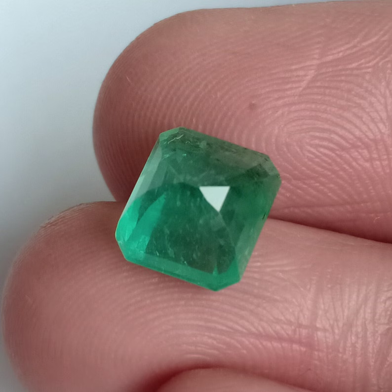 Certified Zambian Emerald Octagon 3.67 Ct Earth Mine Loose Gemstone For Ring