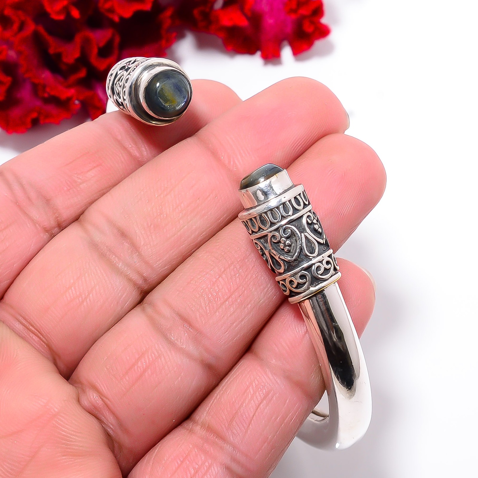 Kyanite – Nepal 925 Sterling Silver Bali Cuff|C1000394112