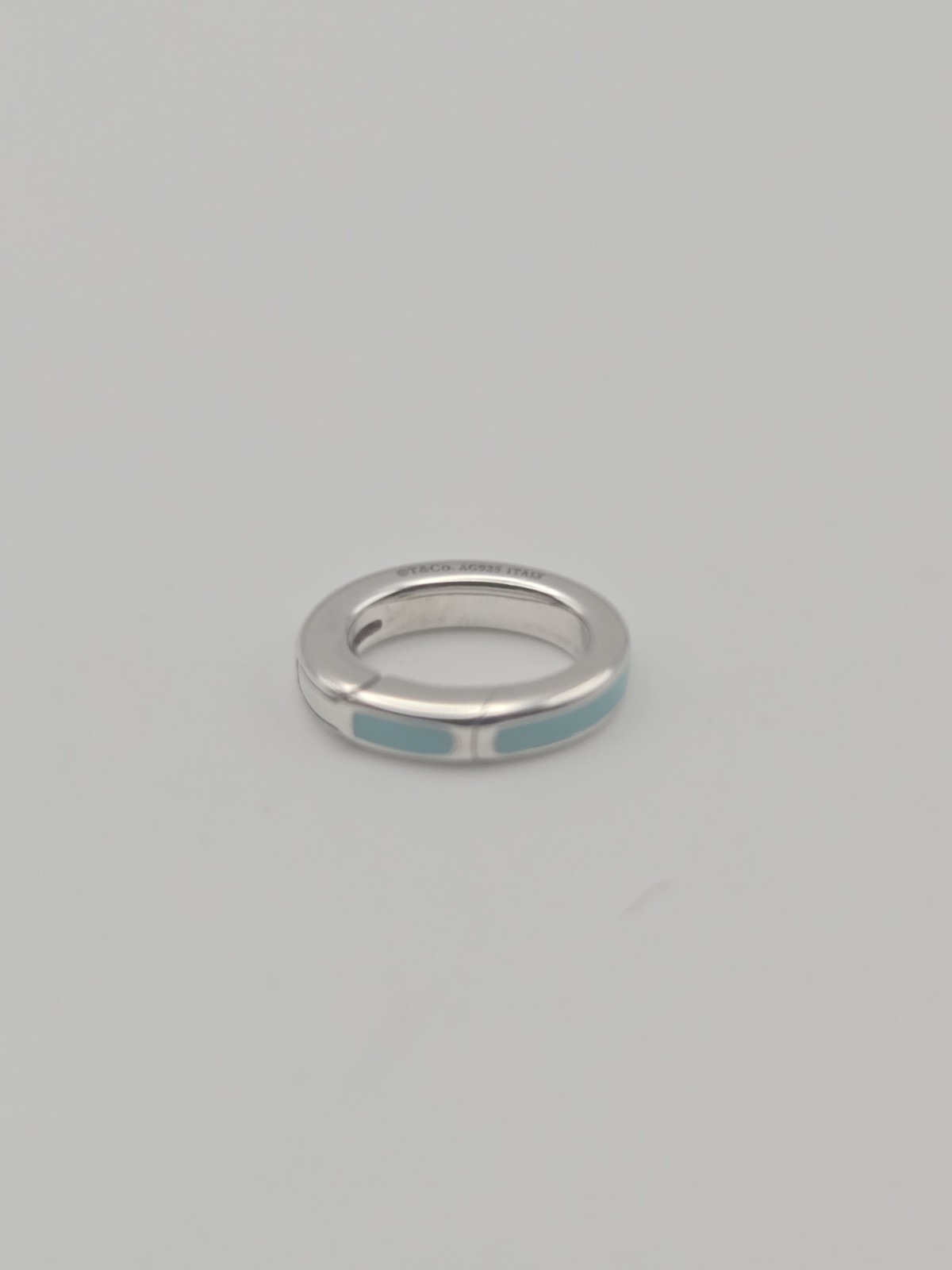 Tiffany & Co. Blue Enamel Oval Link Jump Ring Clasping Charm Extender Clasp