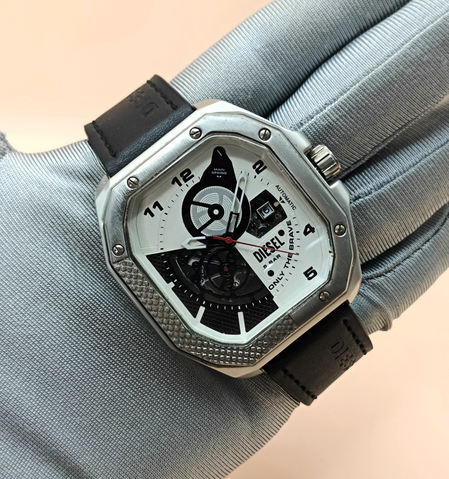 Amazing Diesel Only The Brave 5 Bar White Dial Refurbished Men’s Wrist Watch