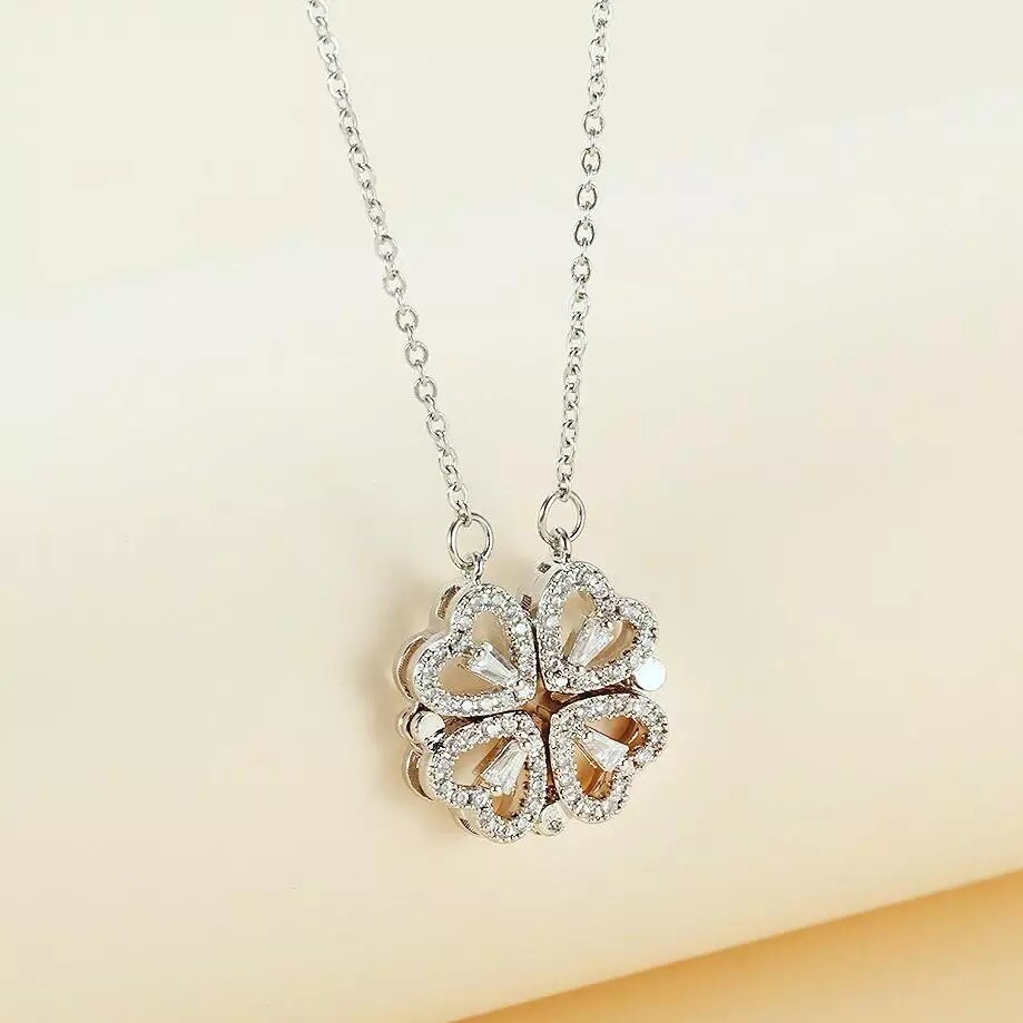 Four Leaf Clover Magnetic Folding Heart Pendant Necklace