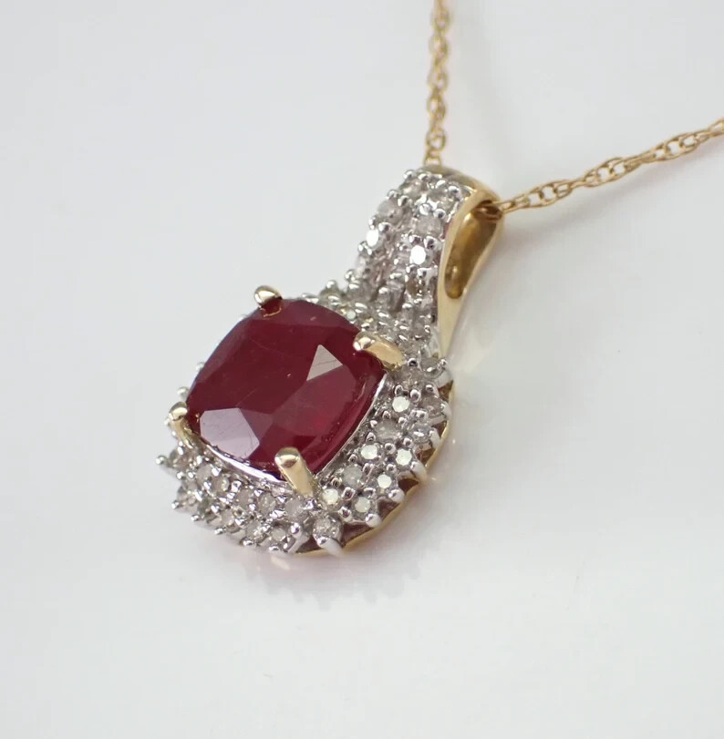 2.20Ct Cushion Cut Natural Red Ruby Women’s Halo Pendant Solid 14K Yellow Gold