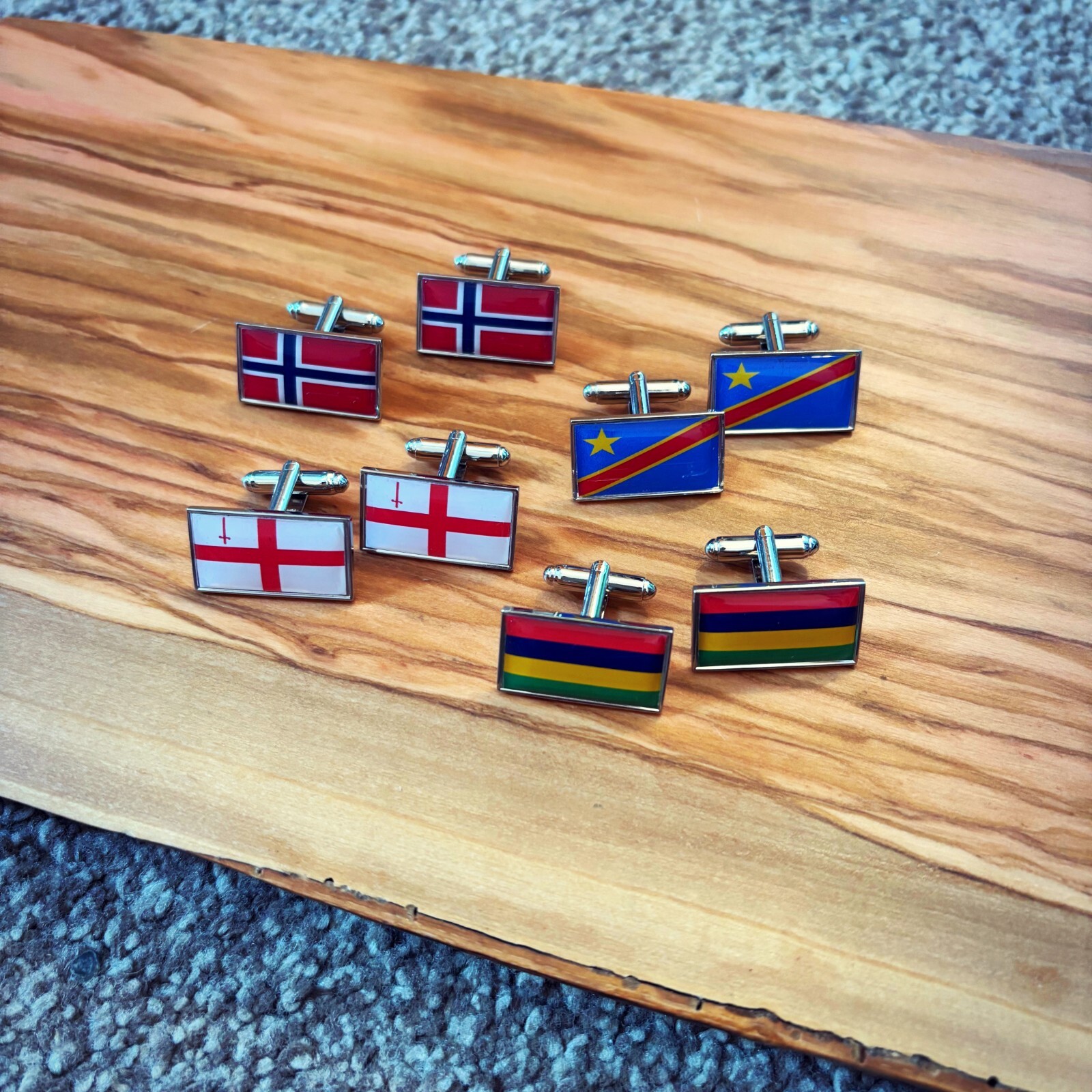 Sri Lanka Flag Cufflinks. National Flags Gift for him. Wedding Cufflinks.