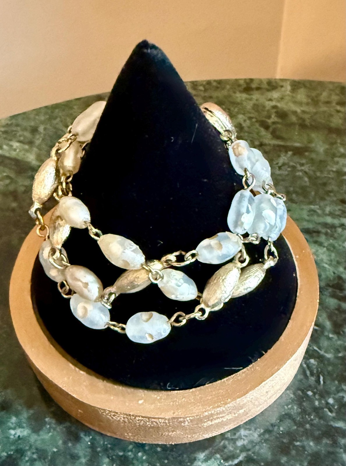 Vintage Triple Strand Frosted Glass Bead Bracelet Gold Tone Textured Oval Links