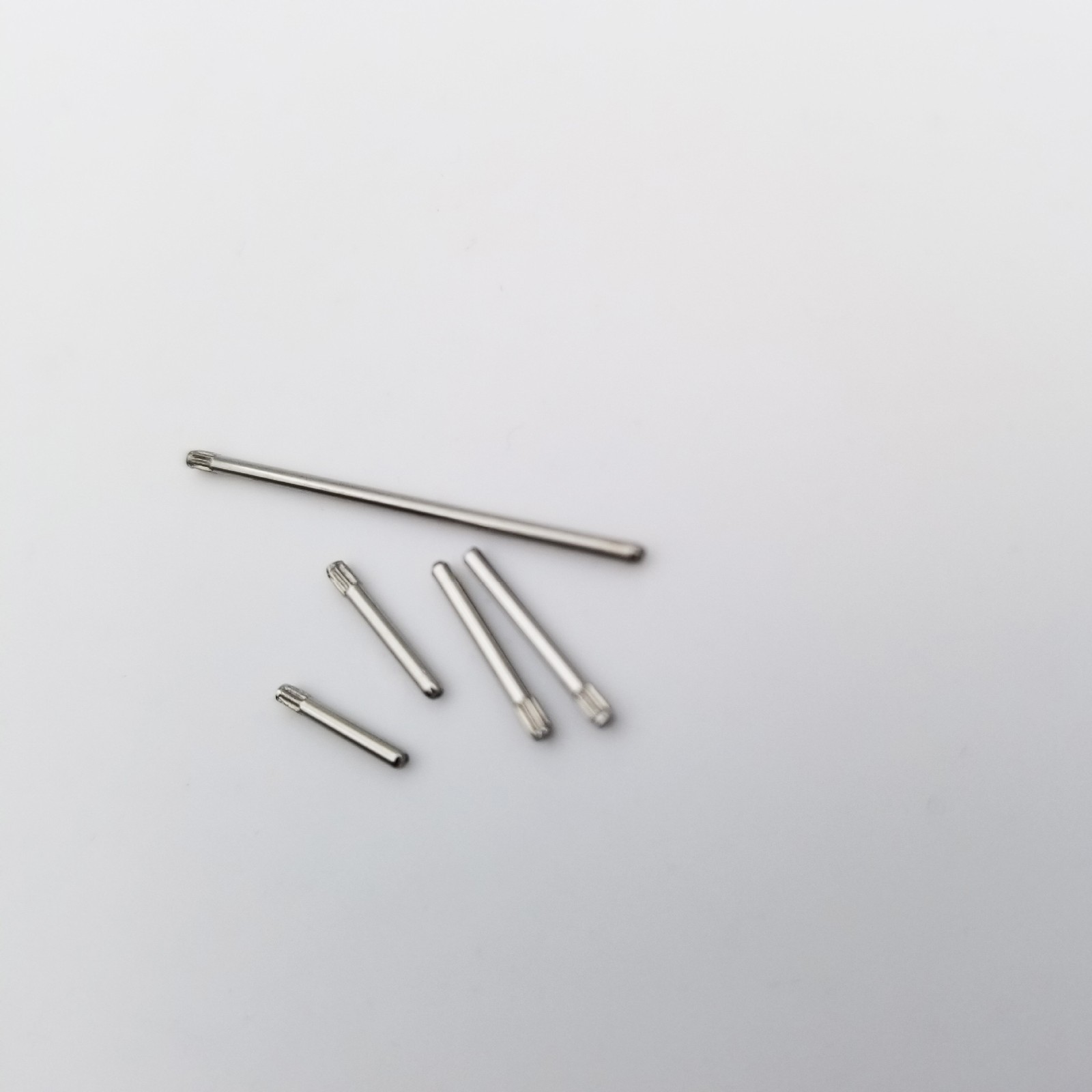 300Pcs 1.2/1.0mm 8-27mm Assorted Knurled Watch Band Bar Bracelet Link Pin