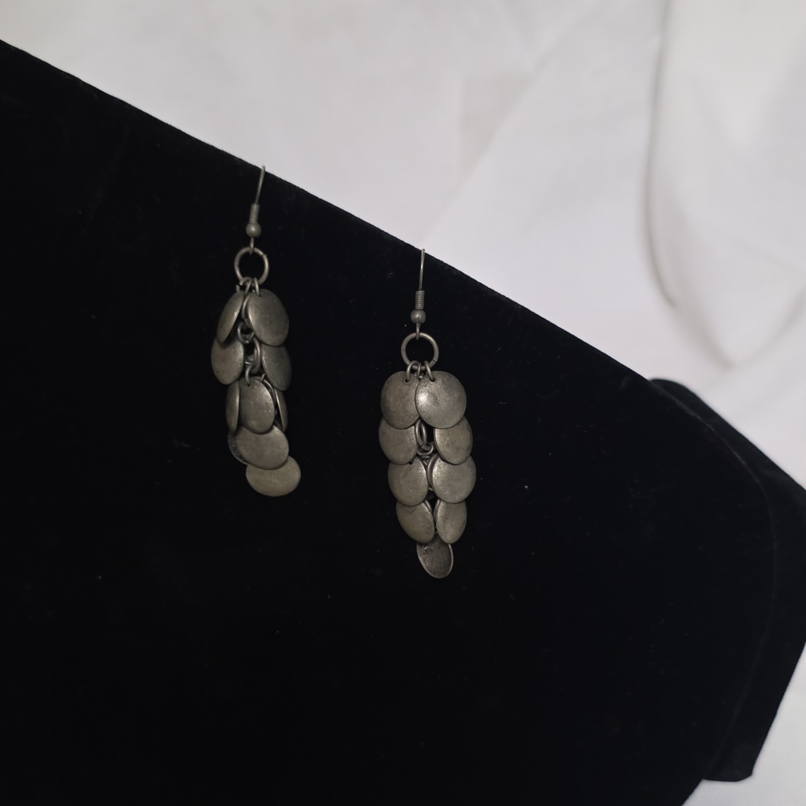 Silver Tone Disc Cluster Dangle/Drop Hook Earrings, No Stone Metal Pair