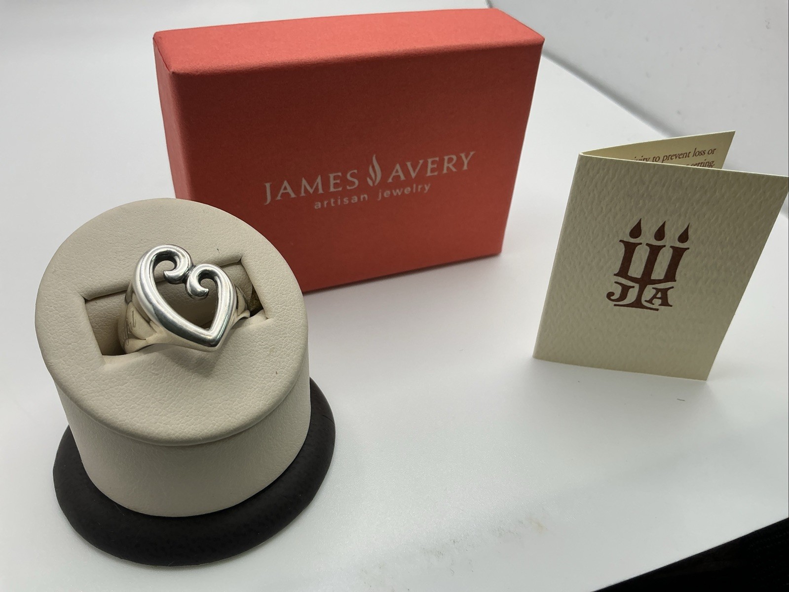 James Avery – A Mother’s Love Ring – Size 7 – Beautiful Mother Engraved