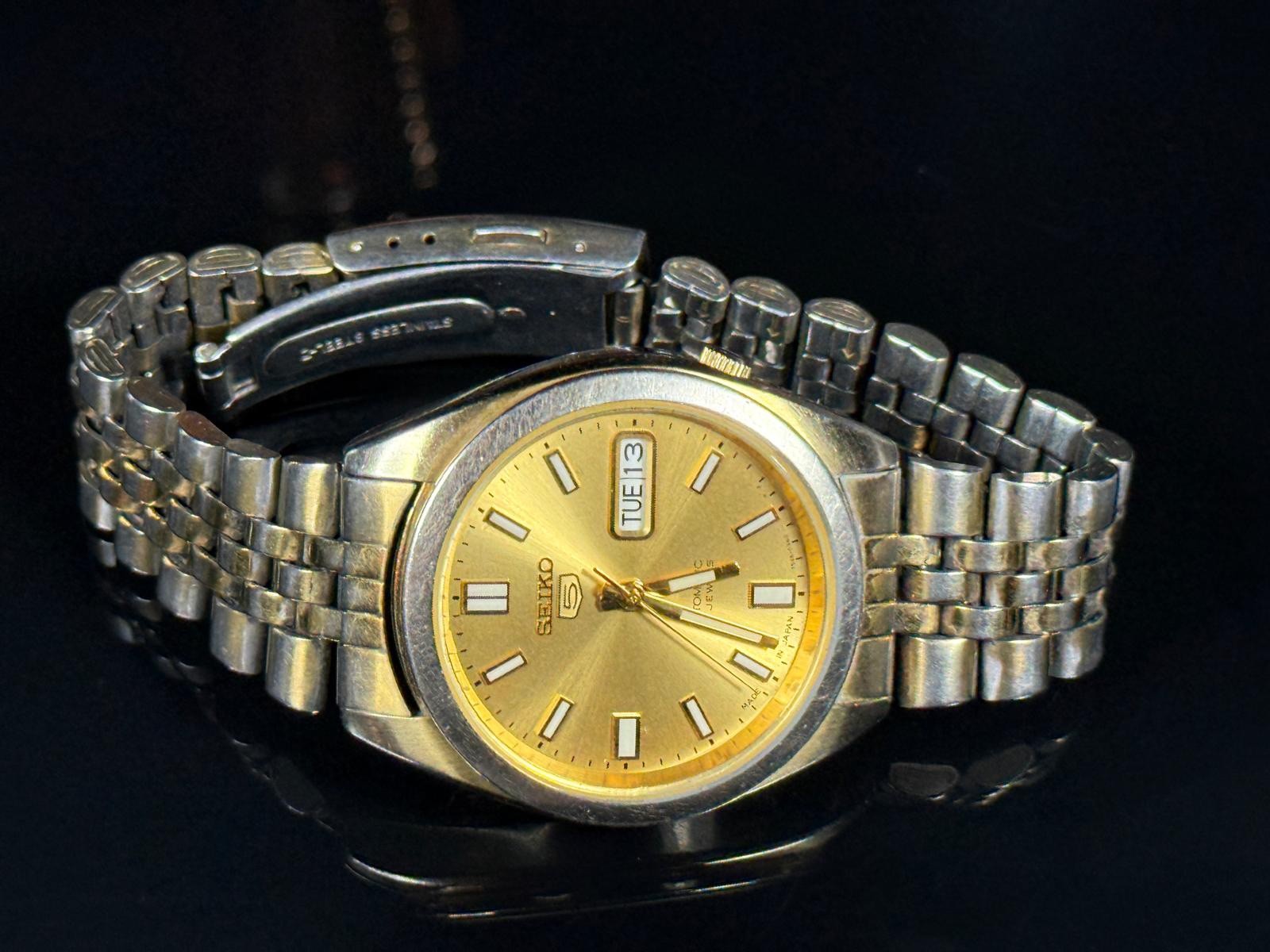 Seiko 5 Automatic 7S26-00X0 21 Jewels Vintage Mens Watch