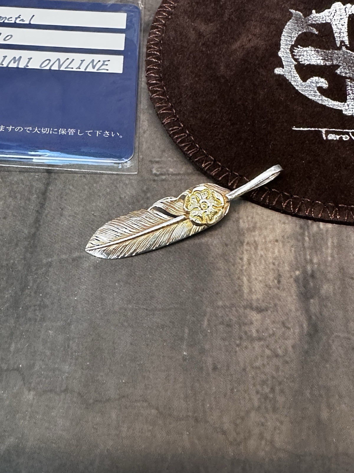 TARO WASHIMI Right Facing Feather K18 And Silver Accessory Japan