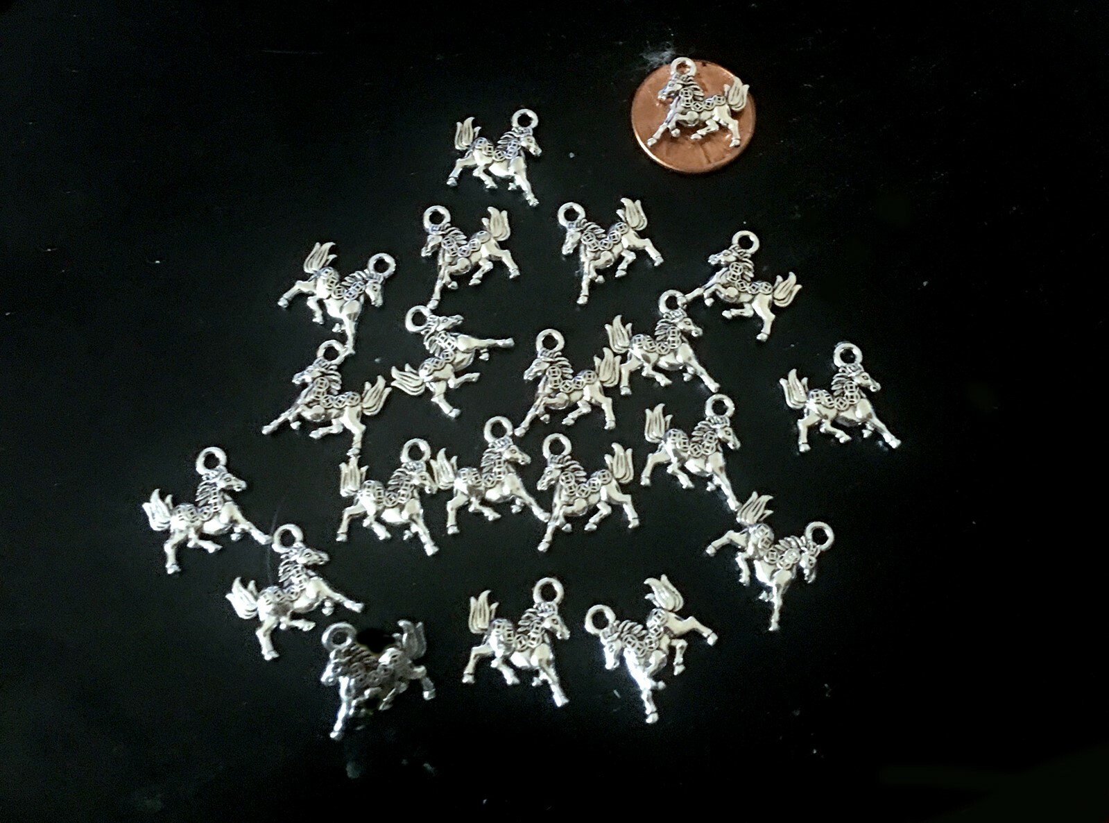 20 Galloping Unicorn Running Antique Silver Pewter Western Horse Charms 16x14mm