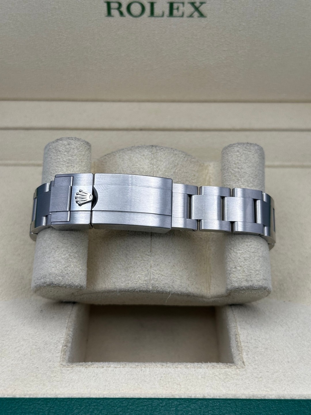 Rolex 124270 2024 Black Dial Box & Papers