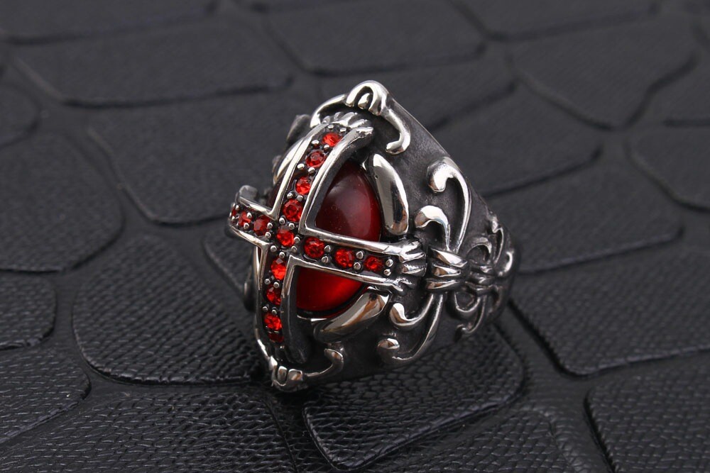 Knights Crusades Templar Shield Cross Celtic Red Stone Stainless Steel Ring