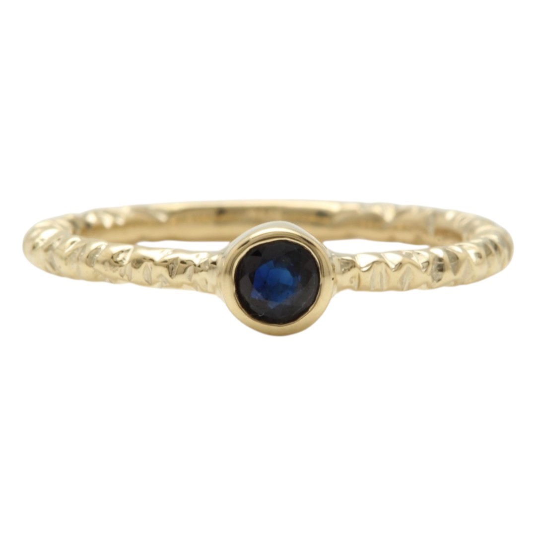 10K Solid Yellow Gold Natural Blue Sapphire Ring